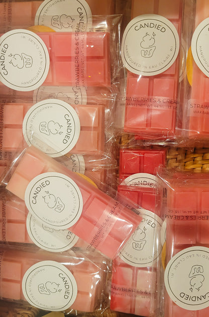 Strawberries & Cream Snap Bar